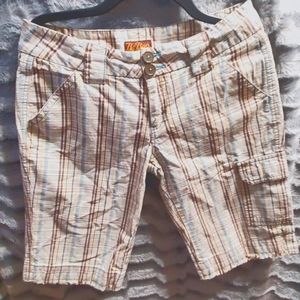 Lady Short Cargo Pants, Checkered